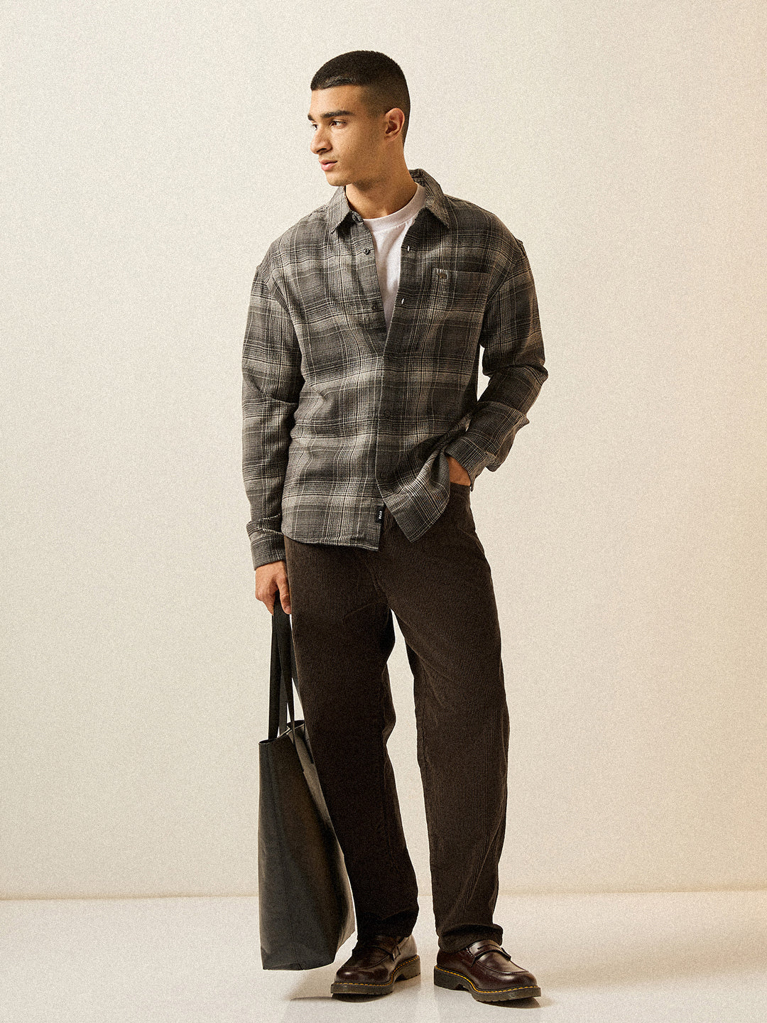 ANTHONY - Image 4