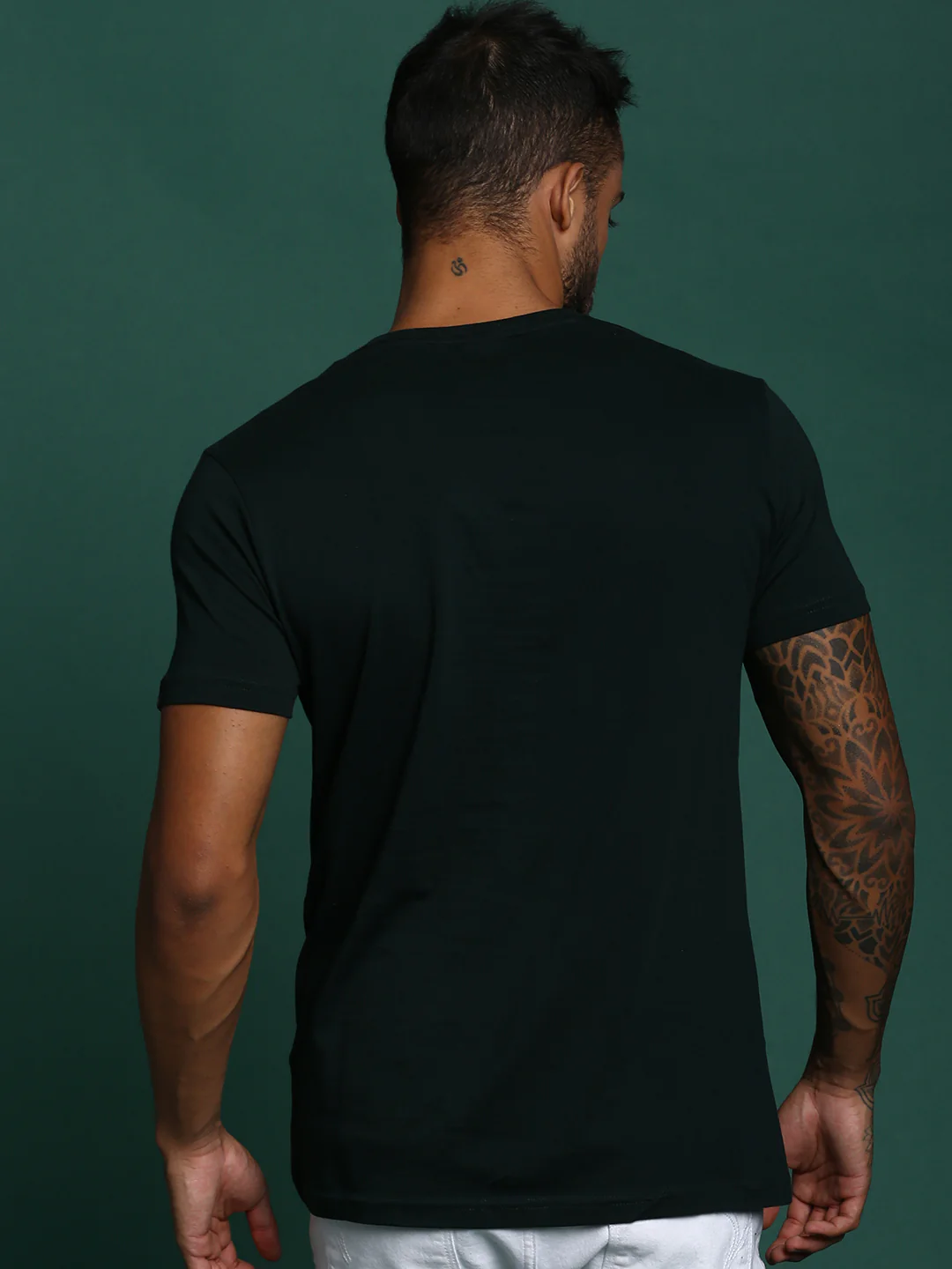 Aston - Image 6