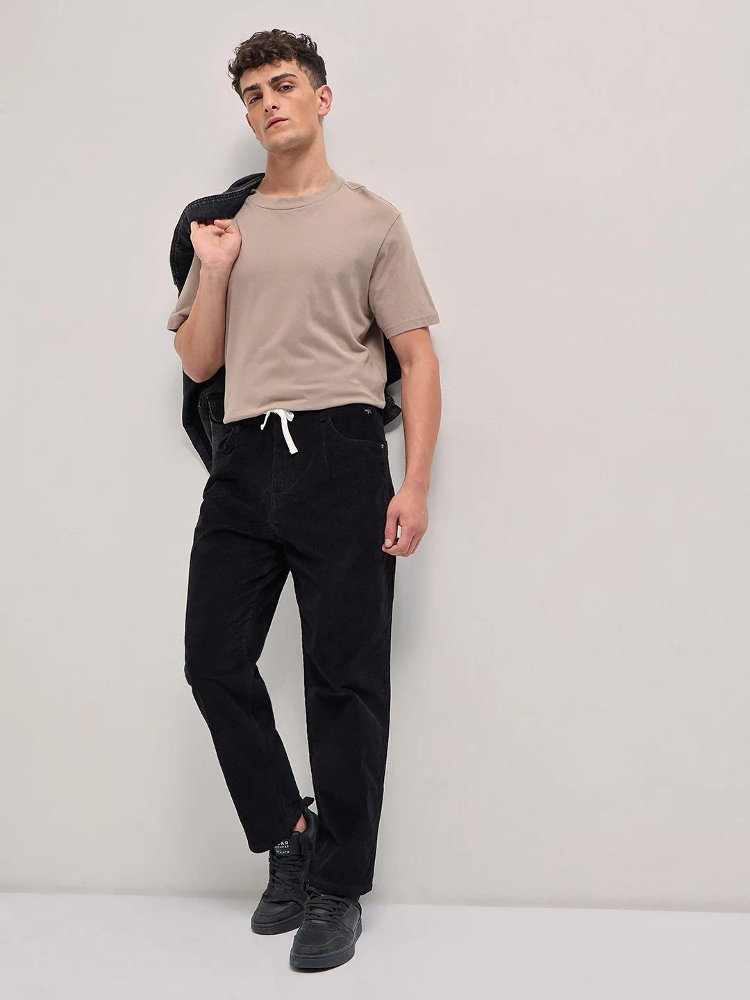 CALEB - Image 4