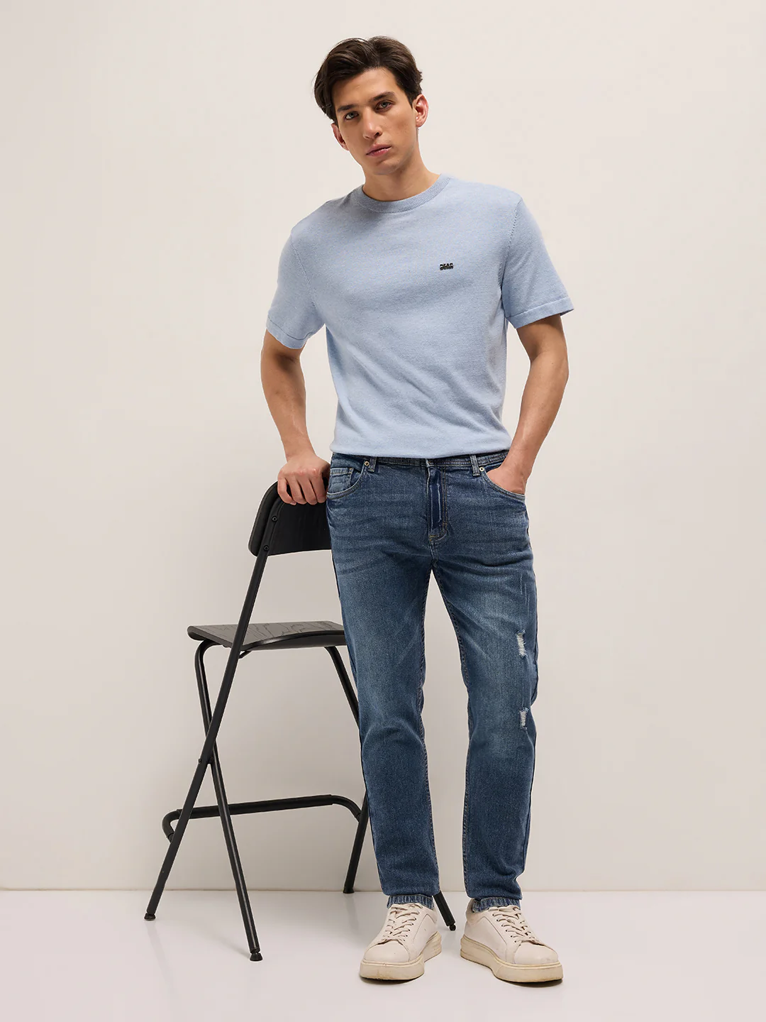EMIL - Image 4