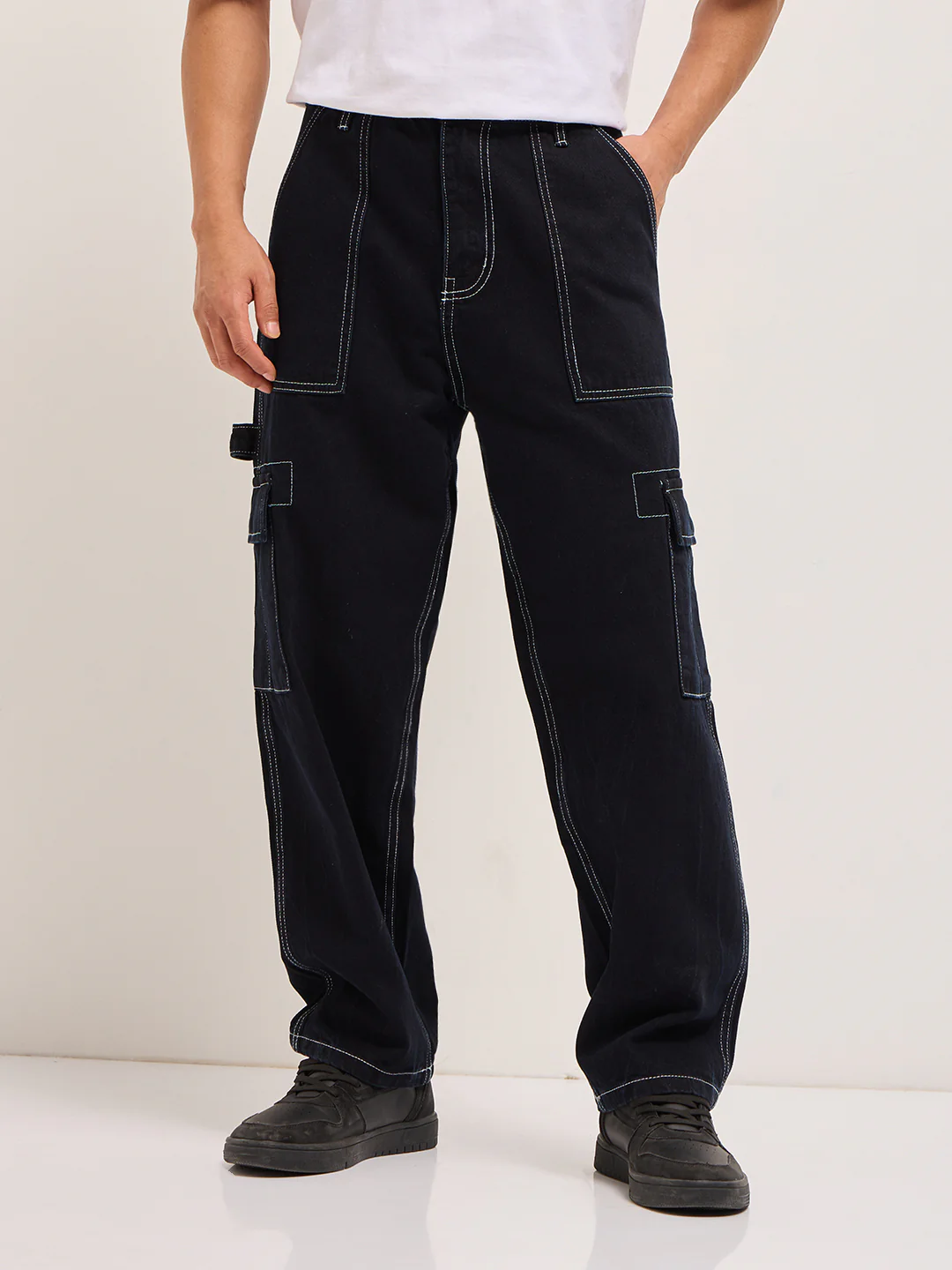 LEVI - Image 7