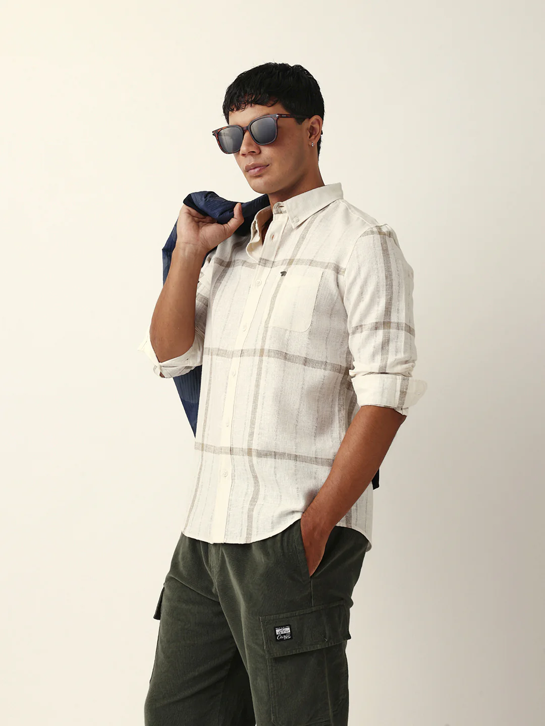 MELROW - Image 4