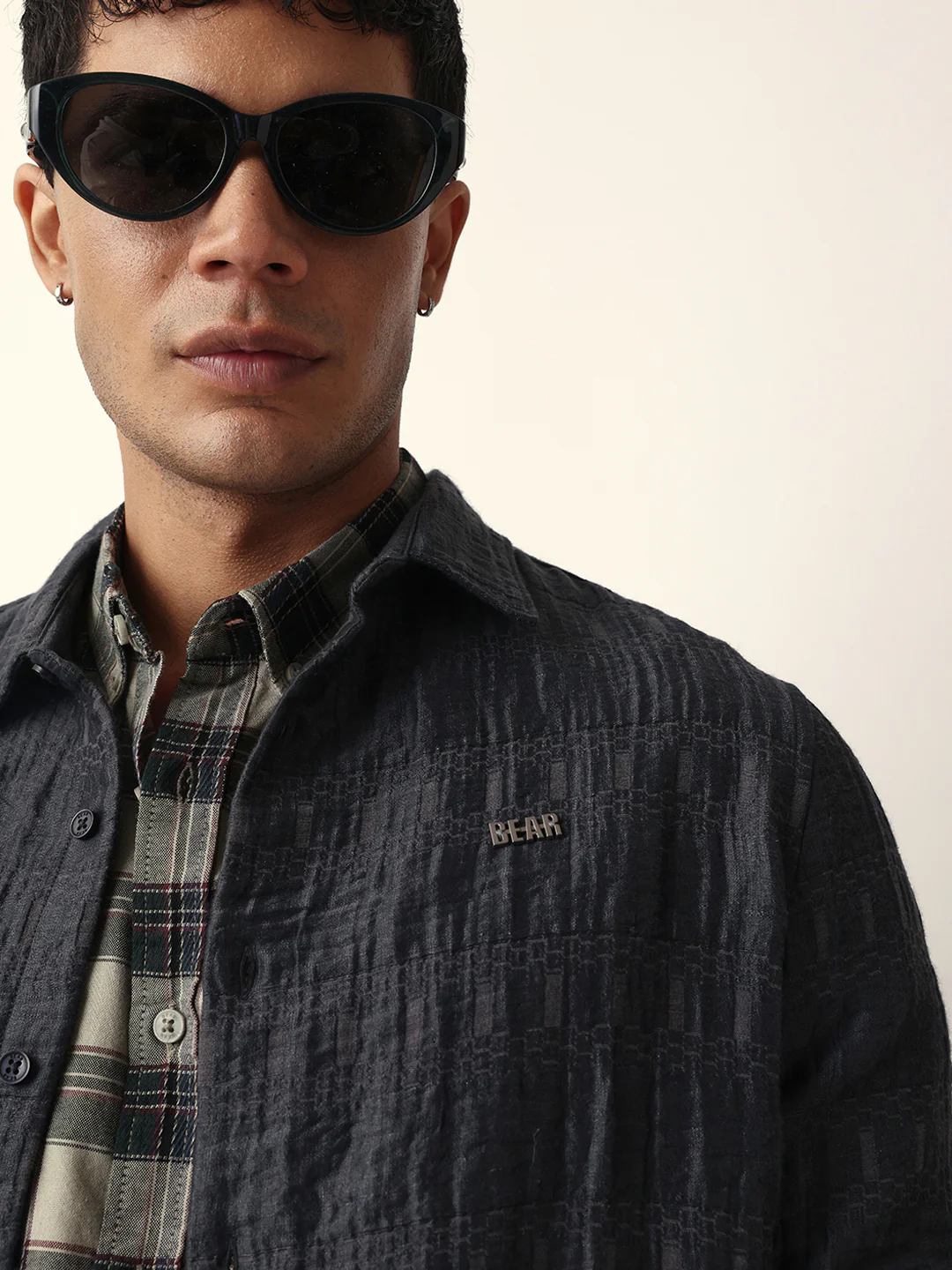 THEO - Image 6