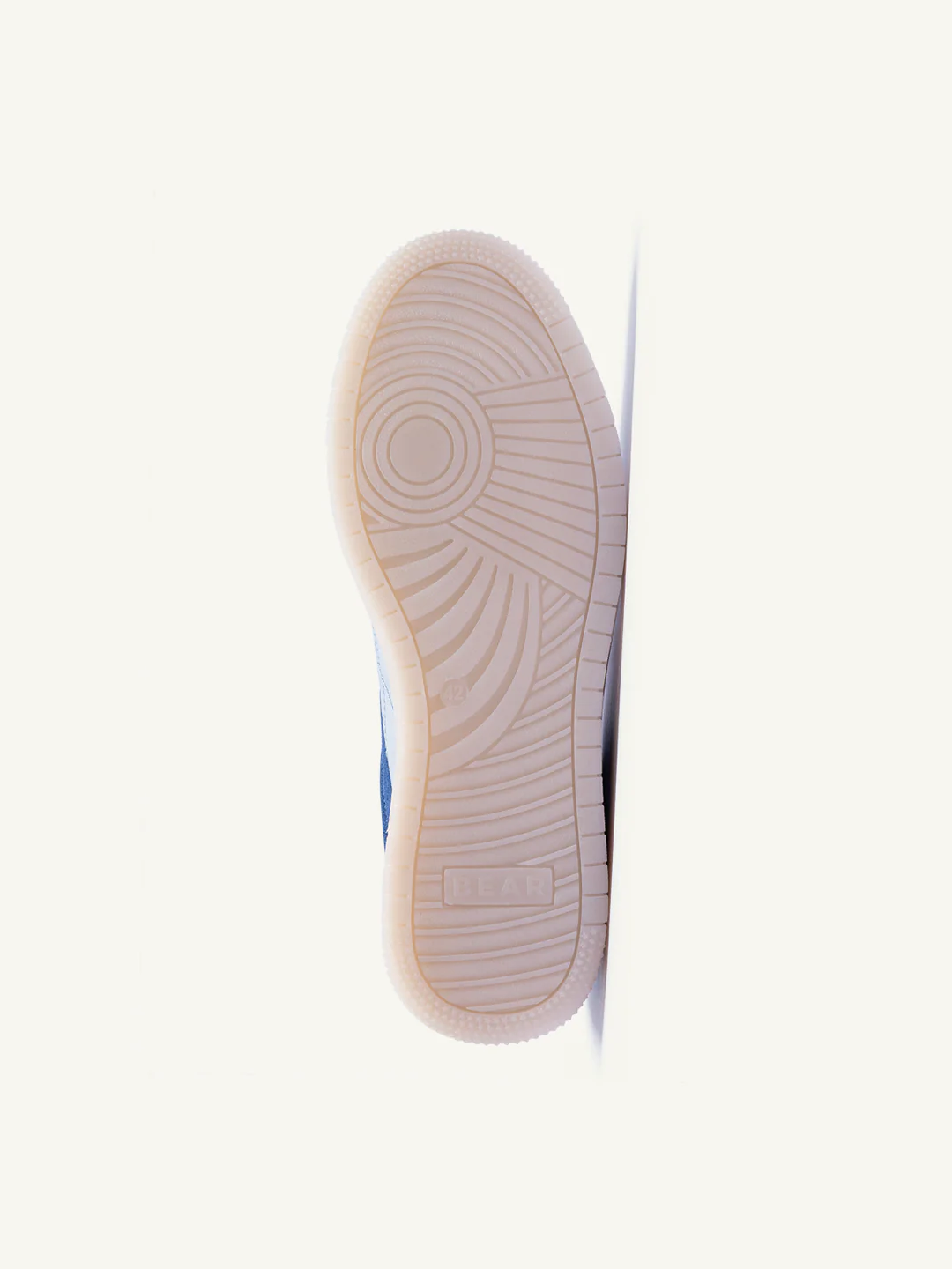 VINSON - Image 5